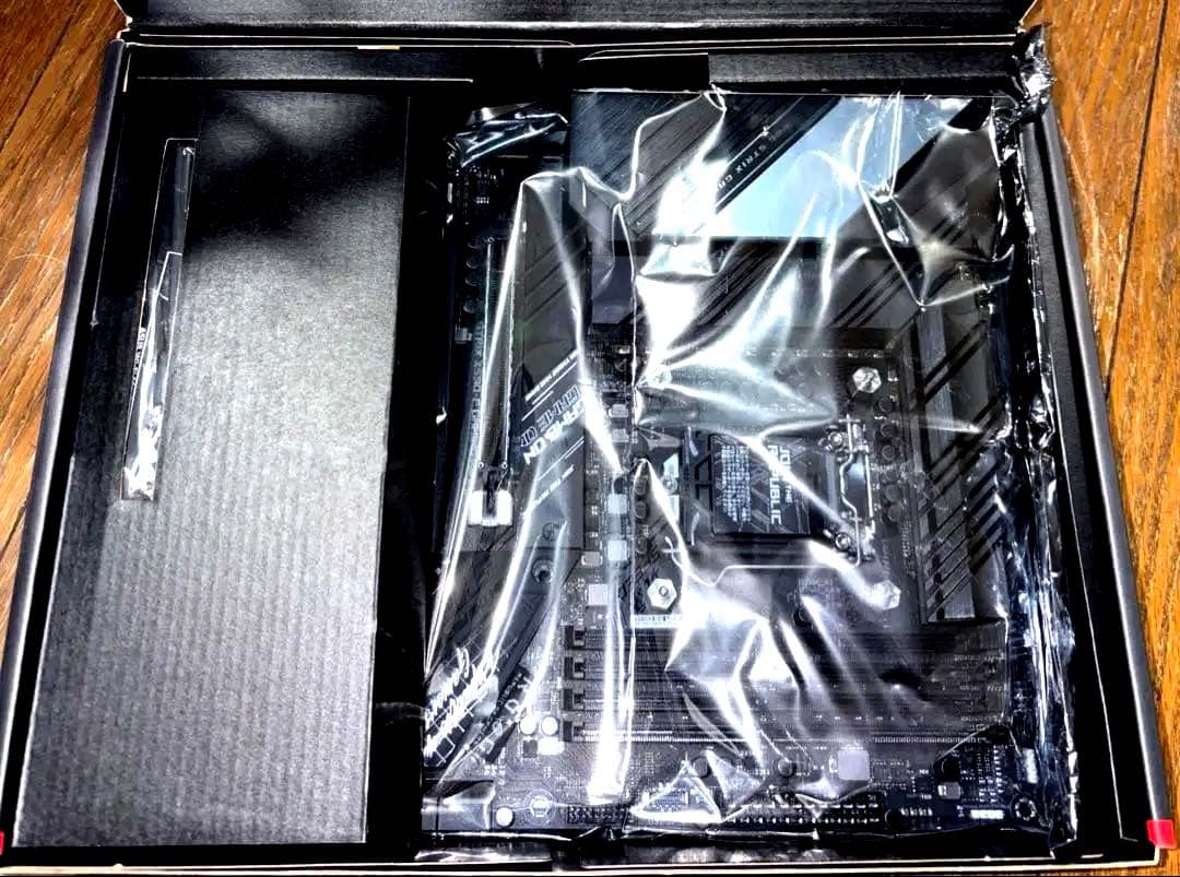 ASUS ROG STRIX Z590-F 【簡易水冷キット付き】