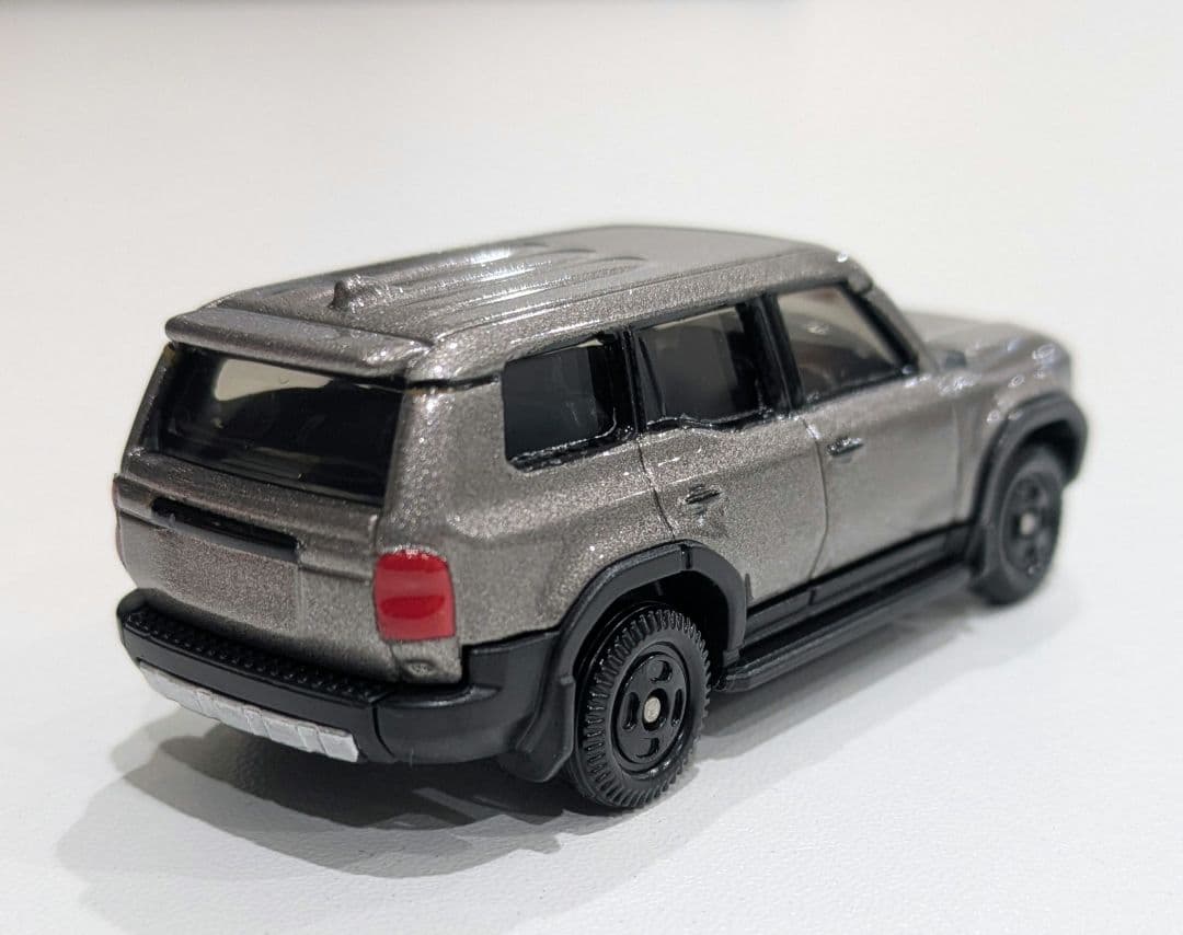 改造トミカ】トミカ ランドクルーザー 250 TOYOTA純正カラー(4V8