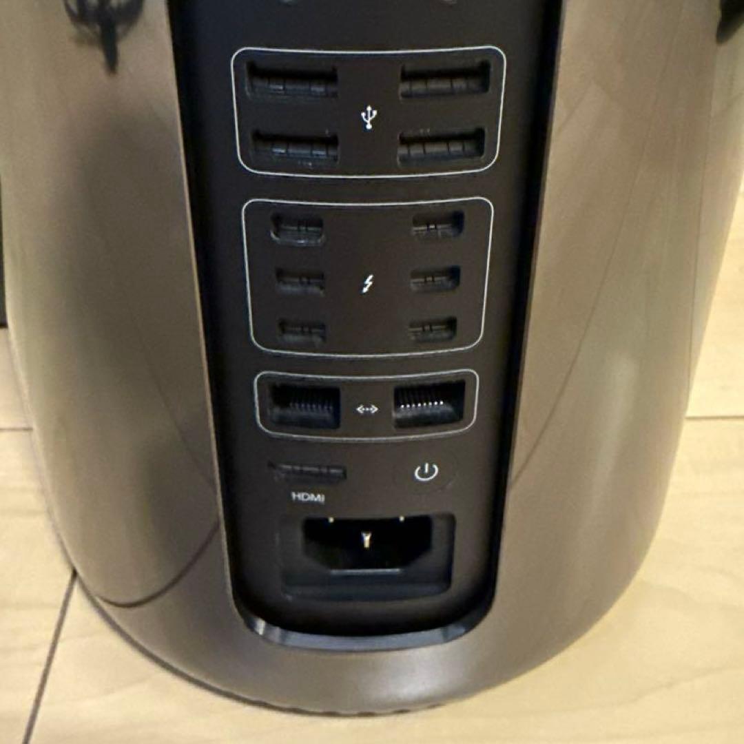 Apple Mac Pro（Late 2013） 純正電源ケーブル付64G