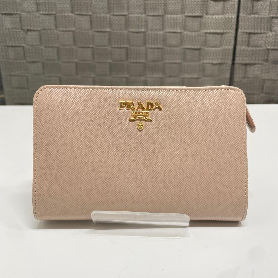 PRADA サフィアーノレザー 二つ折り財布 ベージュ - メルカリ