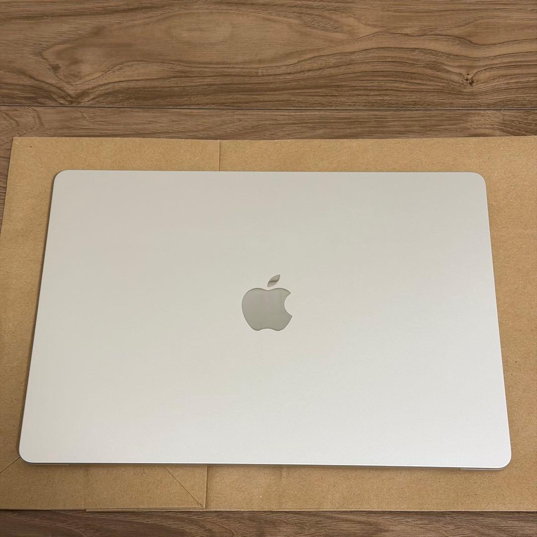 MacBook Air 15インチ M4 16GB 512GB 極美品