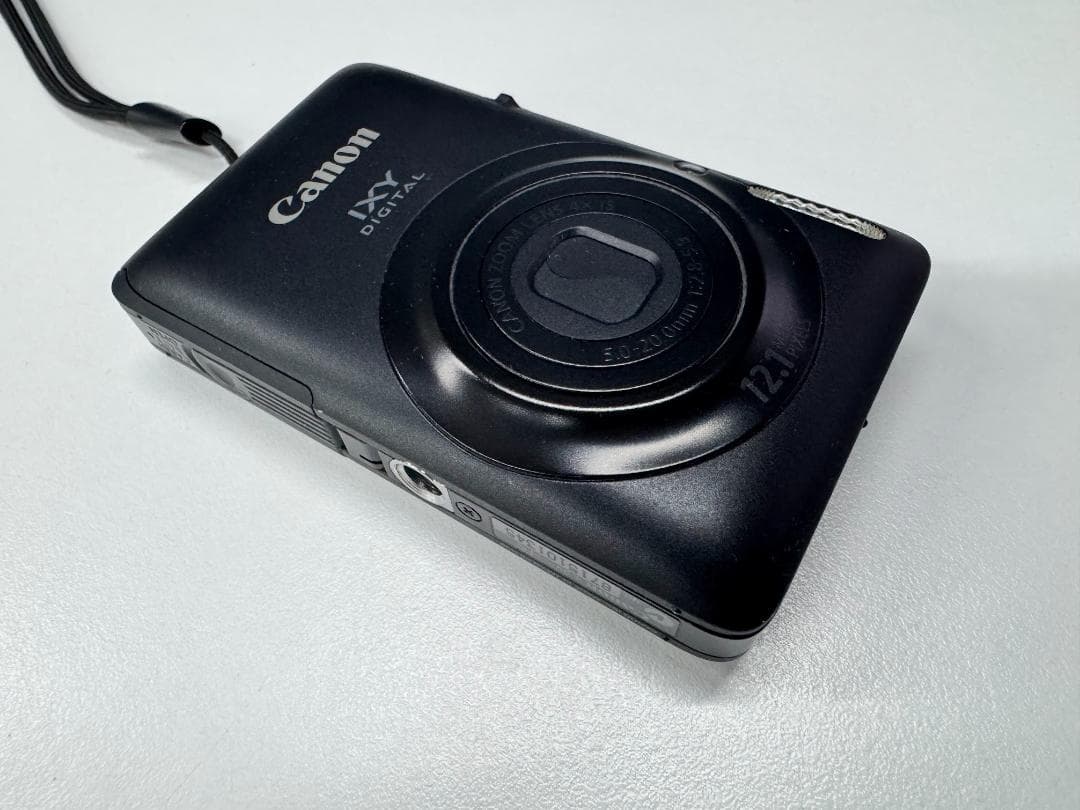 Canon IXY DIGITAL 220 IS デジカメ