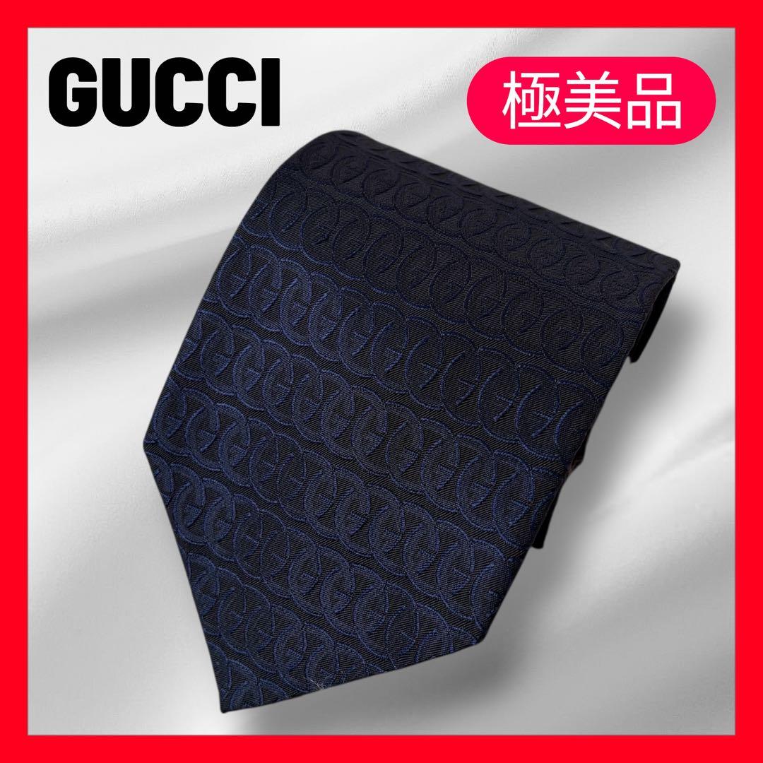 極美品✨GUCCI グッチ ネクタイ ネイビー 総柄 シルク100%通勤ビジネス GUCCI グッチ ネクタイ ネイビー GG柄 総柄 シルク 高級感 イタリア製