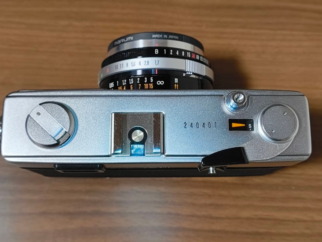 Olympus 35 SP 専用ケース、市販ストラップ、電池スペーサー付き