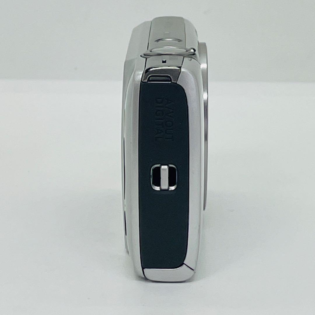 Canon コンパクトデジタルカメラ　IXY 200