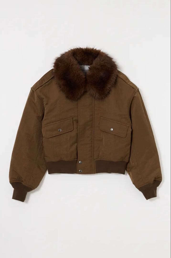 新品未使用タグ付き MOUSSY F/FUR COLLAR CROP ブルゾン - メルカリ