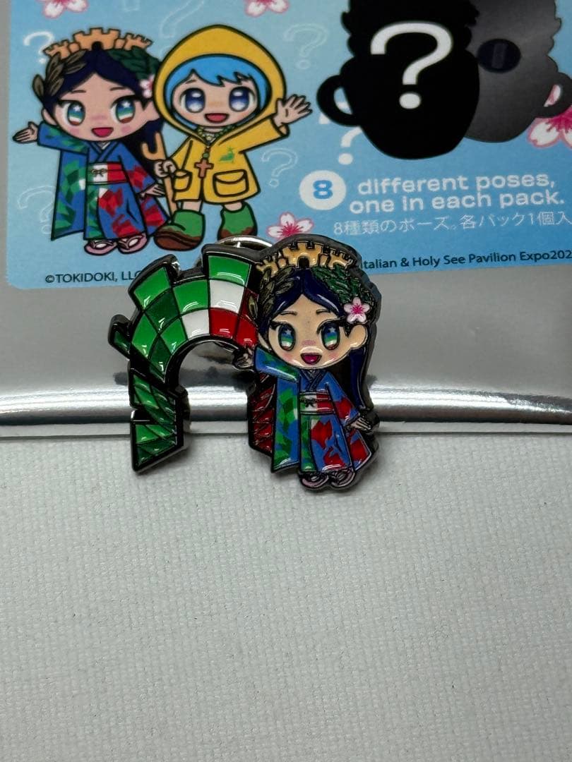 大阪関西万博 イタリア館 イタリアちゃん ピンバッジ - メルカリ