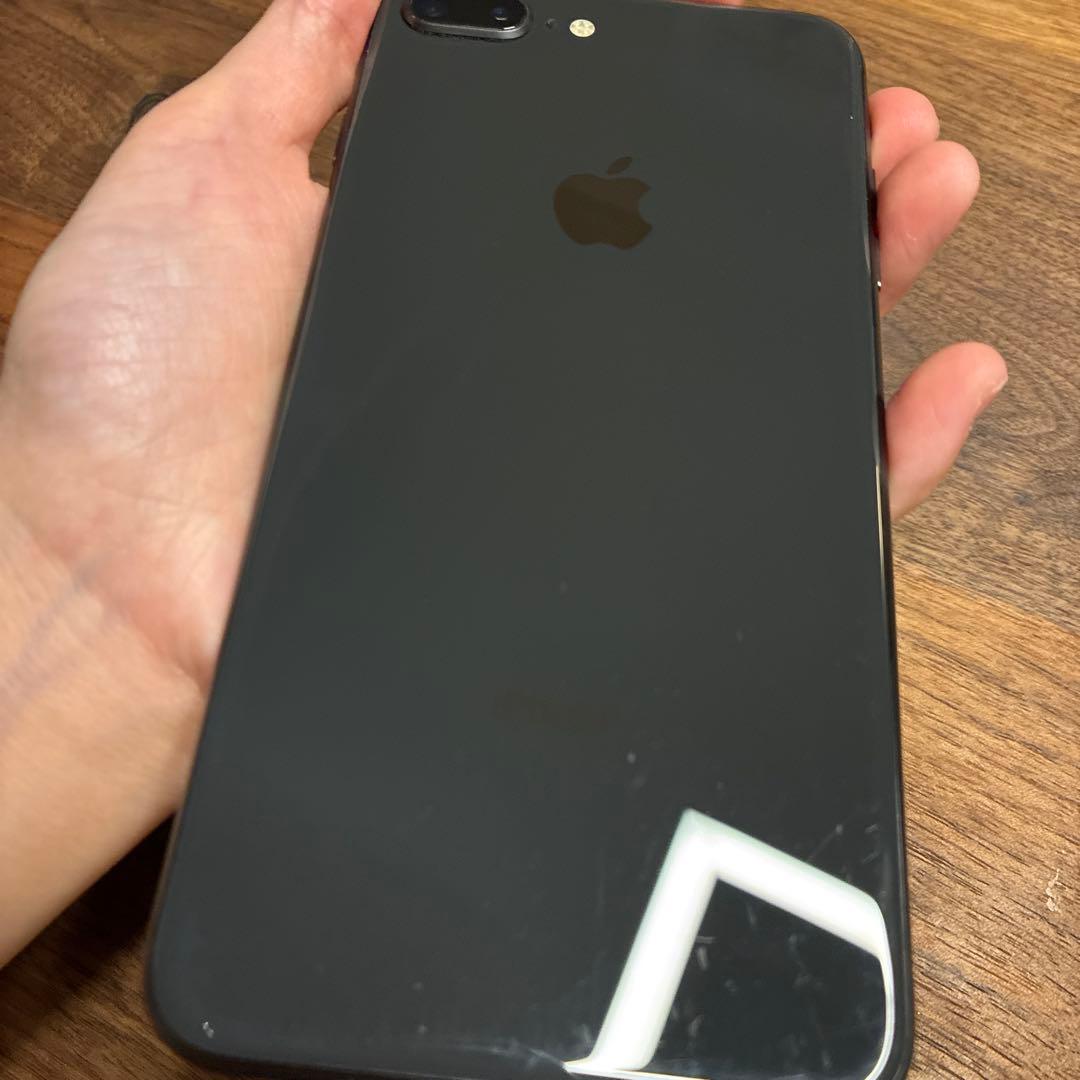 Apple iPhone 8 Plus 256GB 本体のみ　ブラック