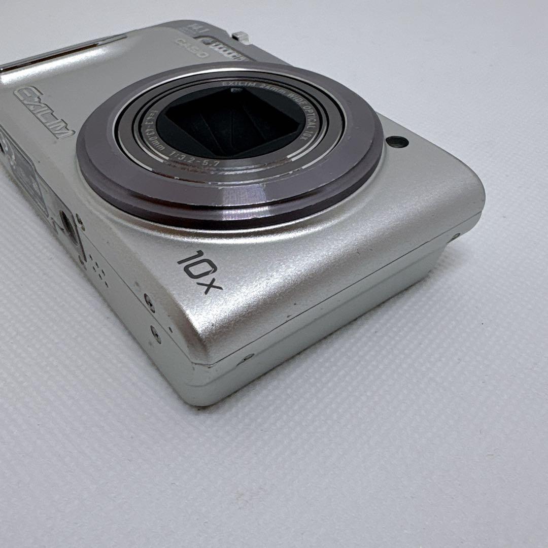 【箱付き】 CASIO EXILIM EX-H15 カシオ デジカメ シルバー