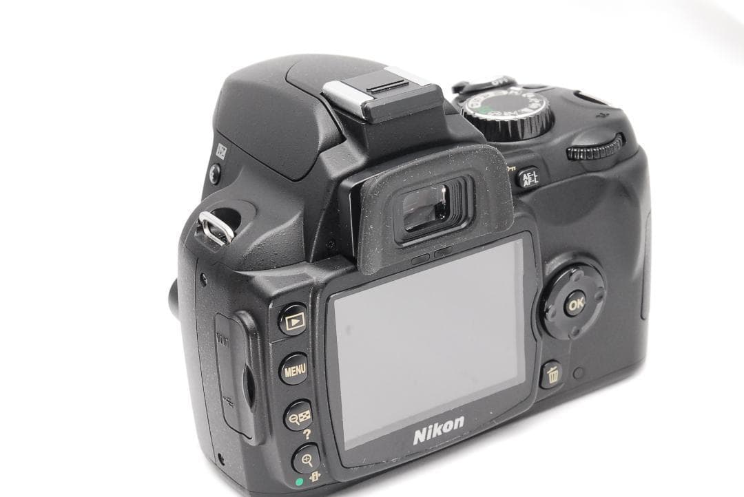 Nikon D60 ♬ニコン 小型軽量モデル♥レンズセット♥初心者おすすめ