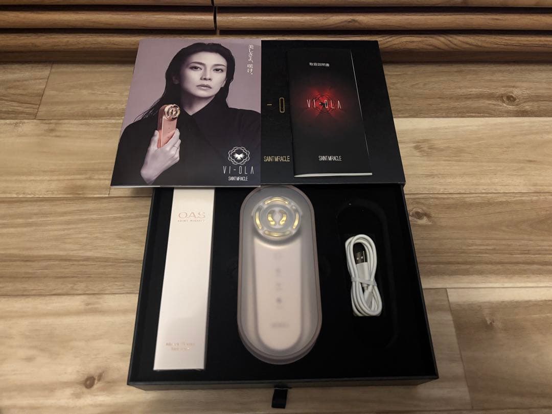 【新品未使用】VI-OLA SAINT MIRACLE　ヴィオーラ　美顔器