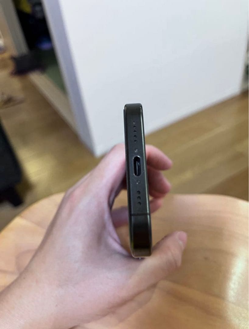 【美中古】iPhone15Pro_256GB(iFace付き)