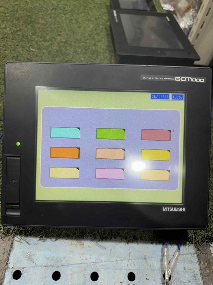 MITSUBISHI パネル　GT1665M-VTBA/ GT15-QBUS GT1665M-VTBA - Display units & HMIs (Mitsubishi Electric