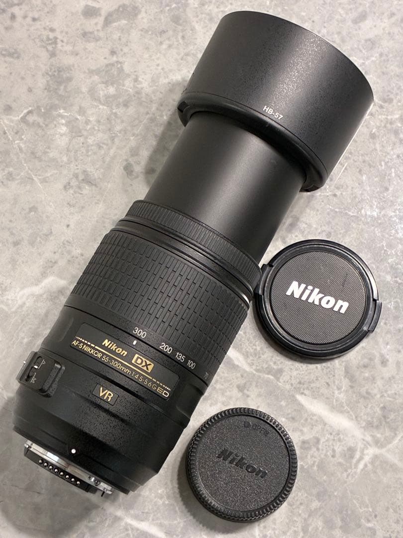 ⭐️美品⭐️ Nikon DX 55-300mm f/4.5-5.6G ED VR