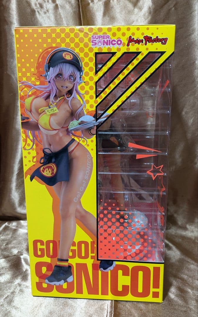 すーぱーそに子 ビキニウェイトレスVer. 1/6 完成品フィギュア