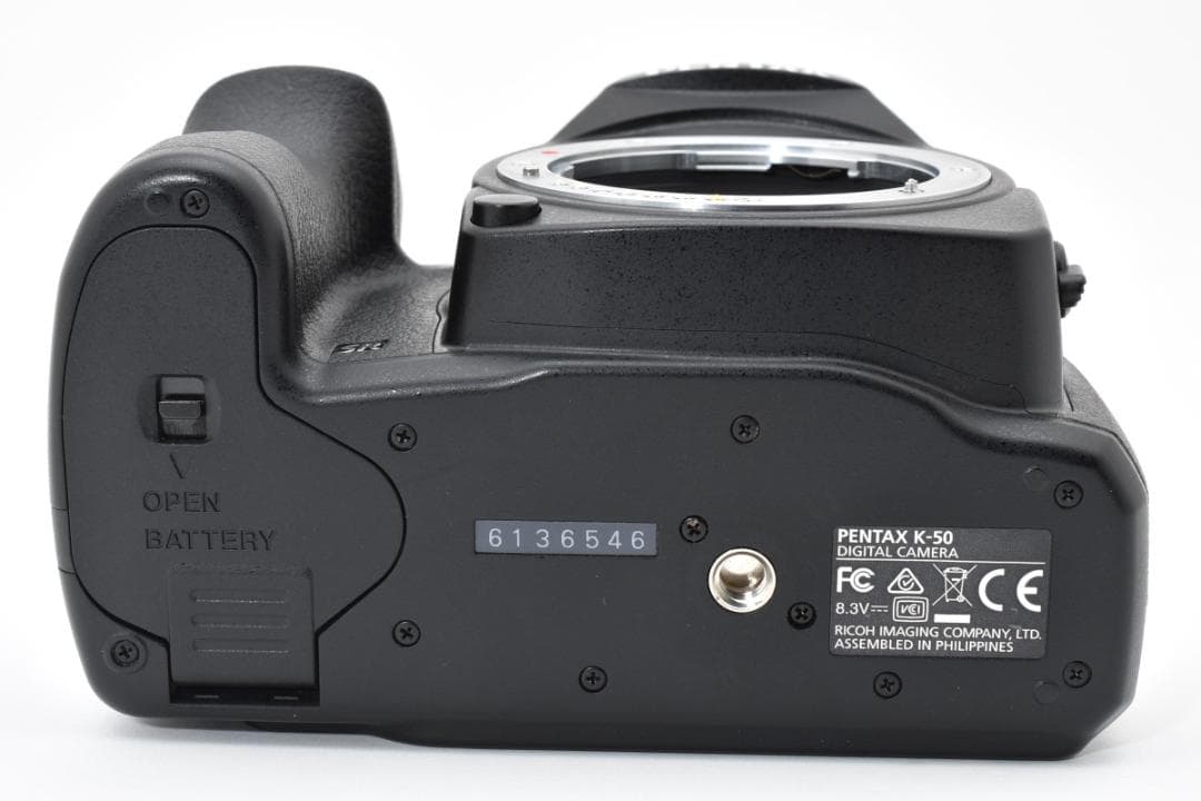 ほぼ新品・極少ショット数789回 ペンタックス PENTAX K-50 ボディ