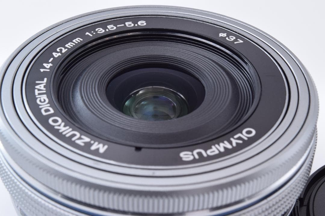 #50b オリンパス 電動パンケーキ ズームレンズ 14-42mm EZ
