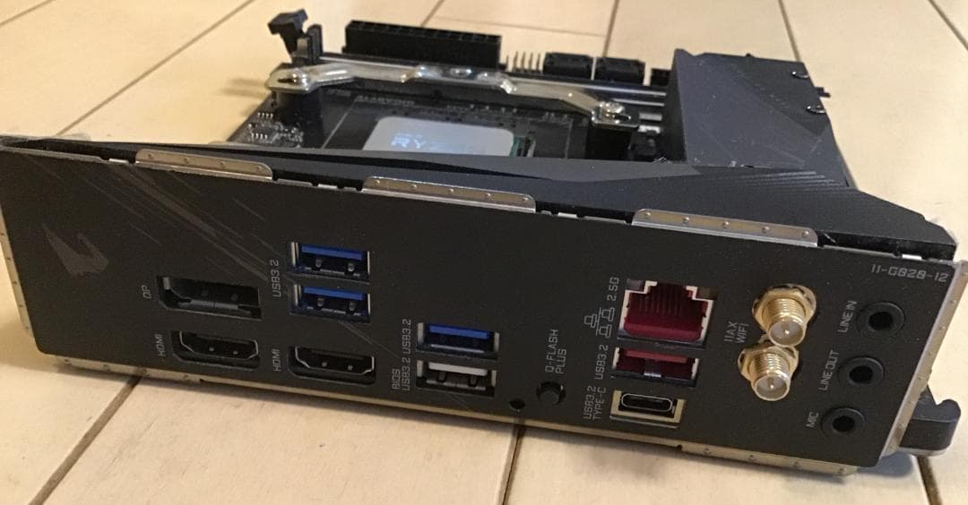 M*a様 (セット)B550I AORUS PRO AX+CPU+メモリー(ジャ