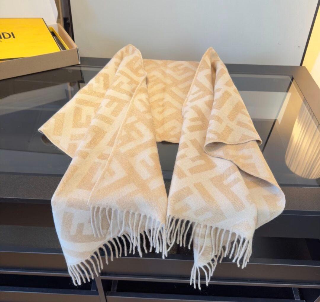 FENDI 斜め織りウールスカーフ ベージュ FF Scarf Wool Beige | Fendi