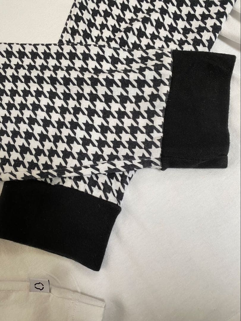 MONCLER ロングTシャツ モンクレール正規品ワッペンsizeL - メルカリ