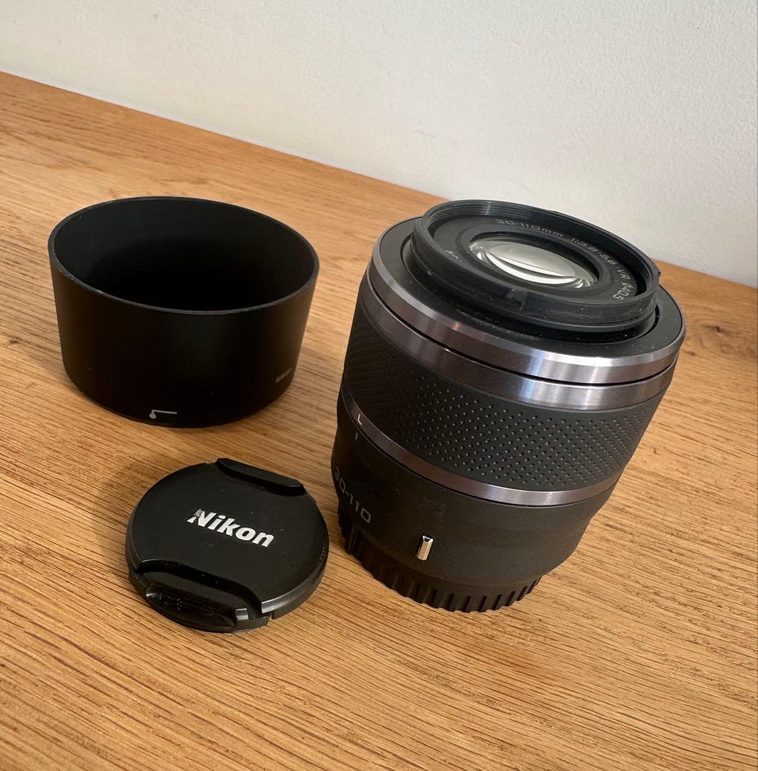 ニコン　ミラーレス一眼 Nikon 1 J4 ダブルズームキット ブラック