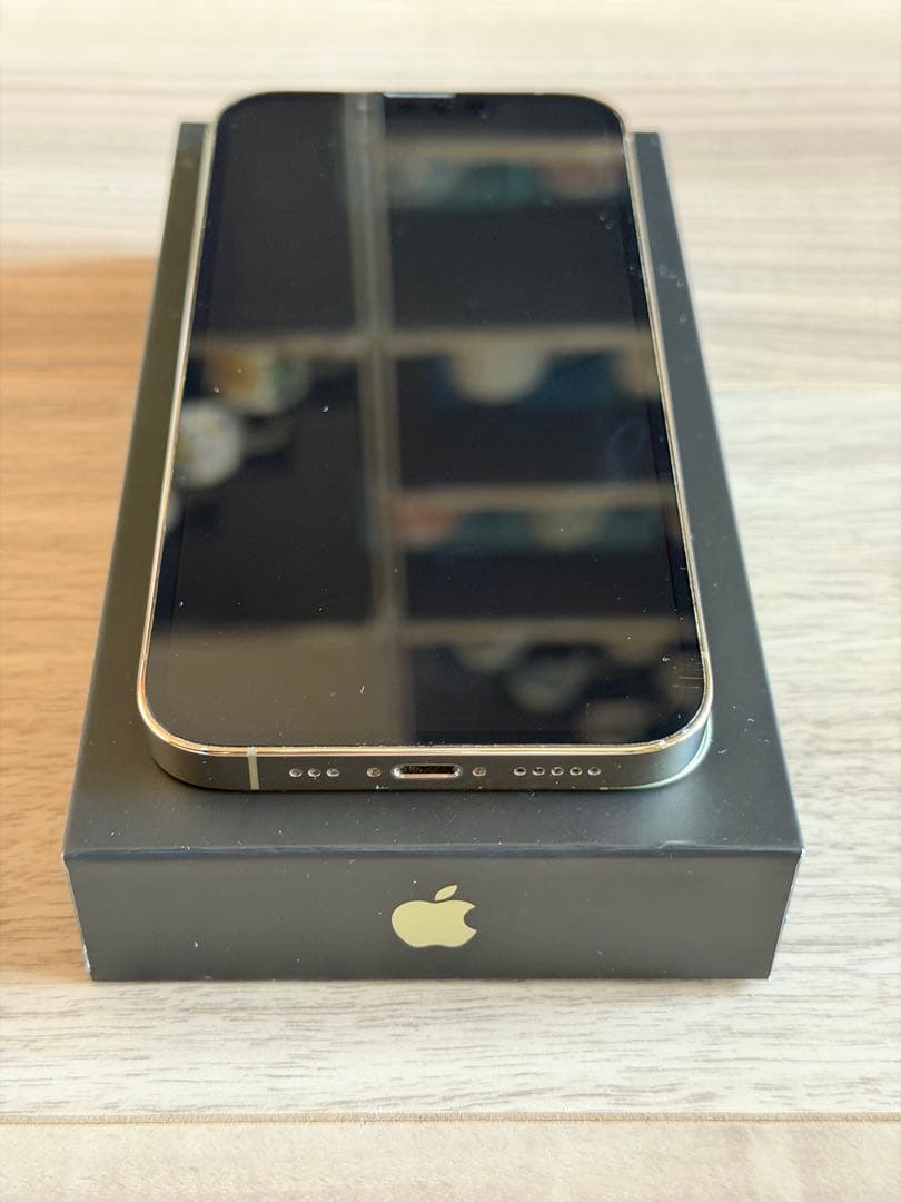 Apple iPhone 13 Pro ゴールド　SIMフリー　本体