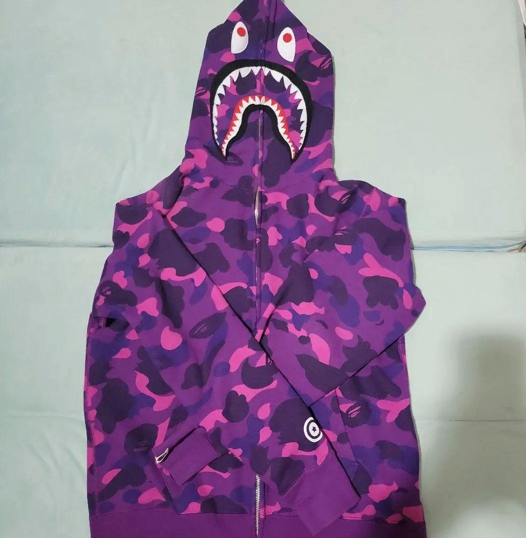 A BATHING APE シャークパーカー L パープルカモ 美品 正規品 - メルカリ