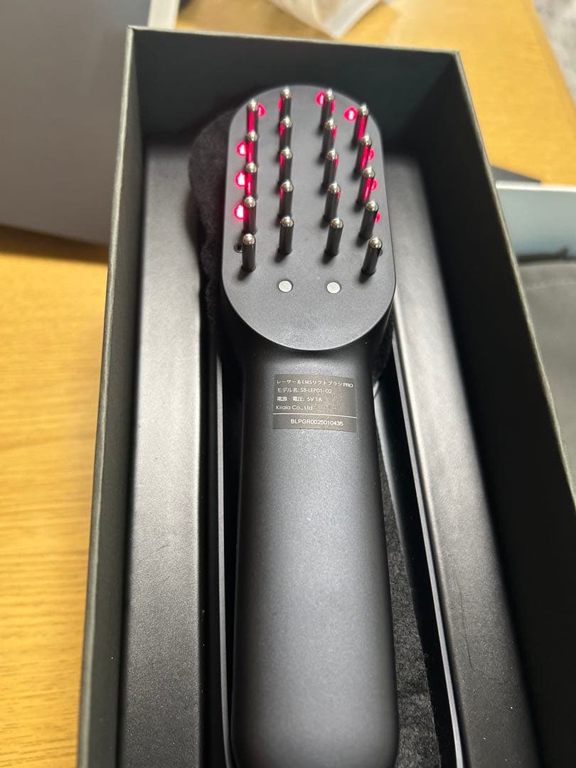 STELLA BEAUTE LEDヘアブラシ