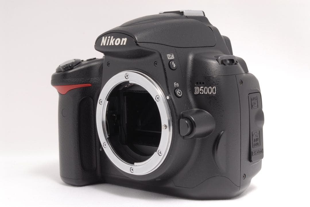 ❤️Nikon D5000❤️ダブルレンズ スマホ転送OK 動画撮影 初心者おすすめ