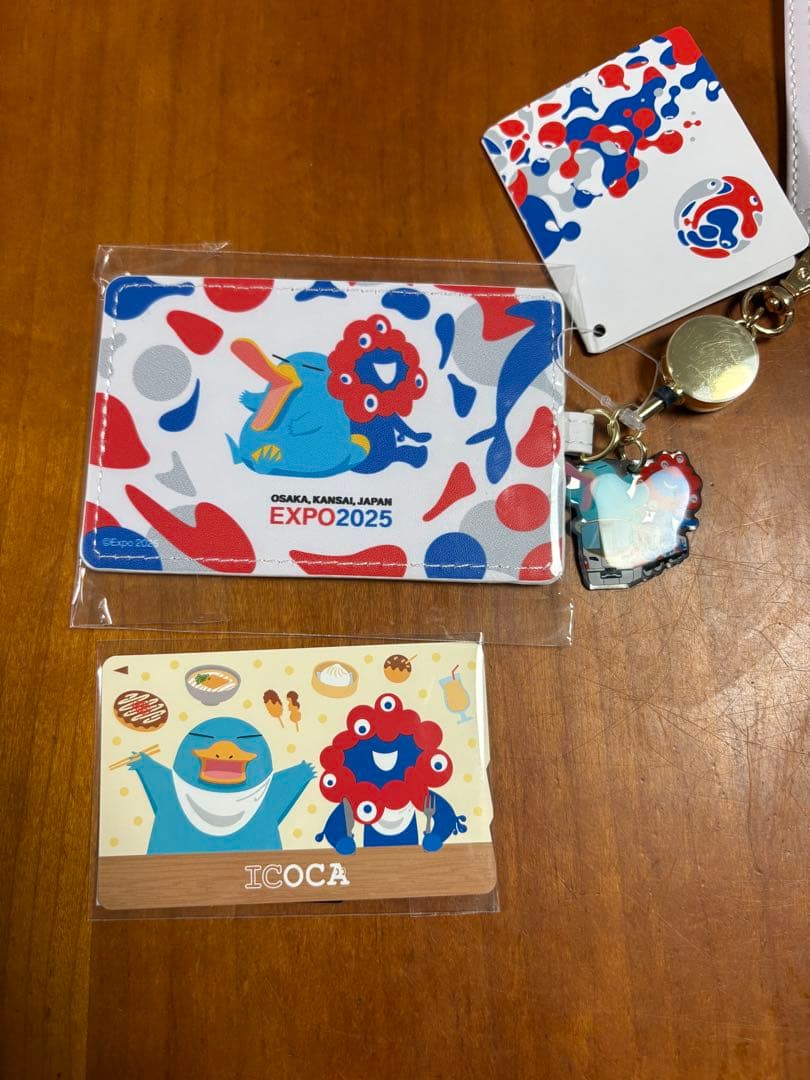大阪万博 ミャクミャク イコちゃん 合皮パスケースセット ICOCA - メルカリ