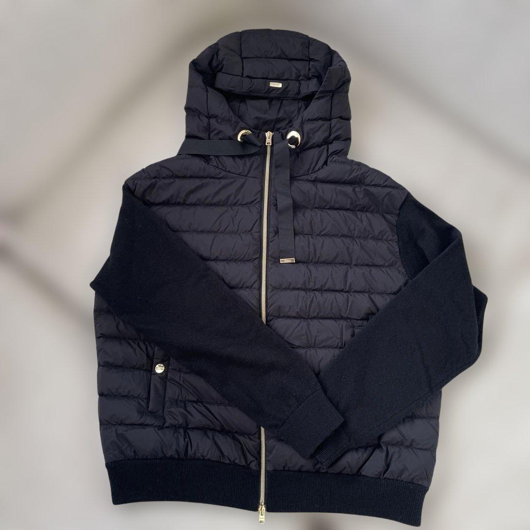 フード付きダウンジャケット 黒　44 HERNO ヘルノ HERNO ダウンジャケット フード ナイロン アウター 44 紺