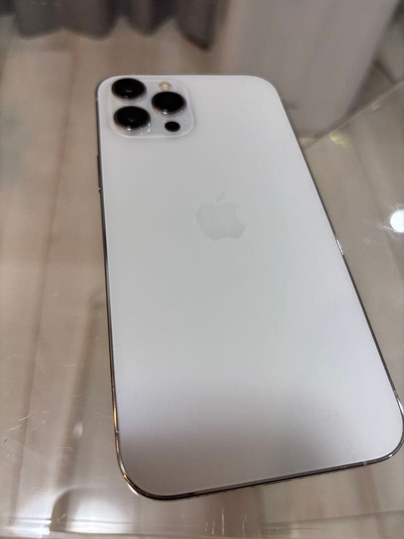 Apple iPhone 12pro Maxホワイト512GB バッテリー99%