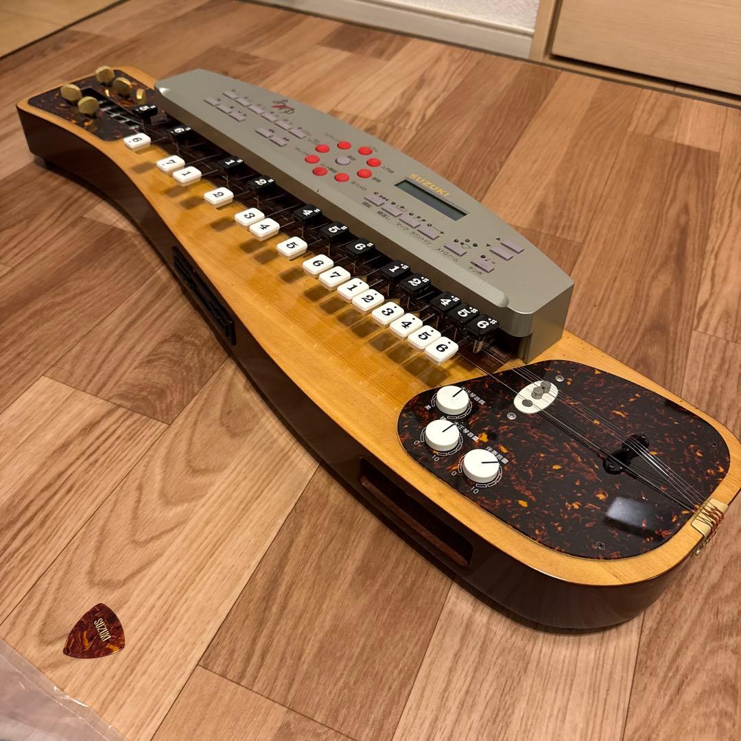 スズキ SUZUKI 電子大正琴 TES-151 あゆ 伴奏機能付き - メルカリ