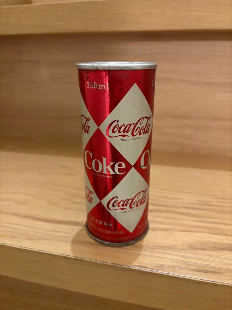 1966年から1969年　古いコーラの缶　ヴィンテージ　缶コーラ コカ・コーラ - 希少 昭和レトロ Coca Cola コカ・コーラ 空き缶 空缶