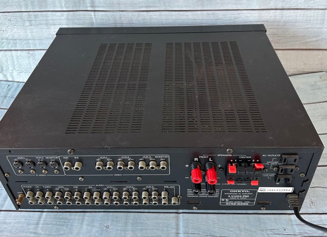 ONKYO A-V1000PRO AVアンプ(H10)