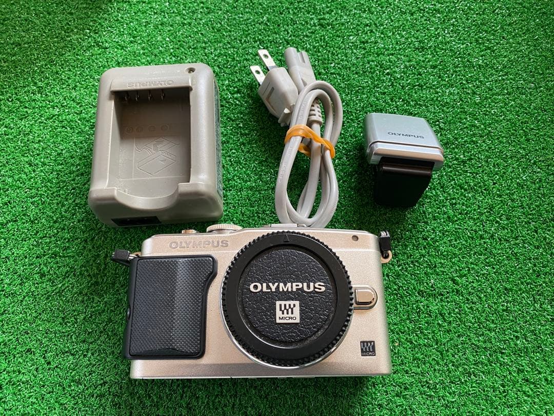 OLYMPUS PEN Lite E-PL5 ミラーレス一眼 Amazon | OLYMPUS ミラーレス一眼 PEN Lite E-PL5 レンズキット