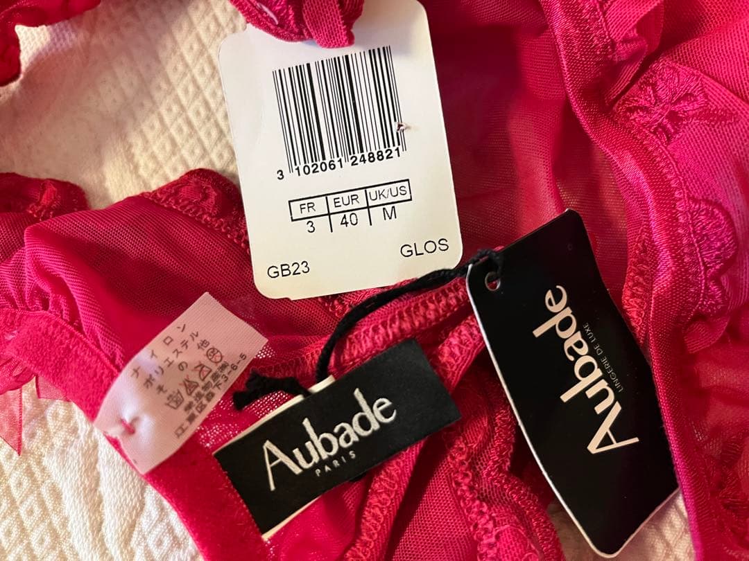 《Aubade 》新品タグ付/フリル&ラメ ブラジャー&タンガセット