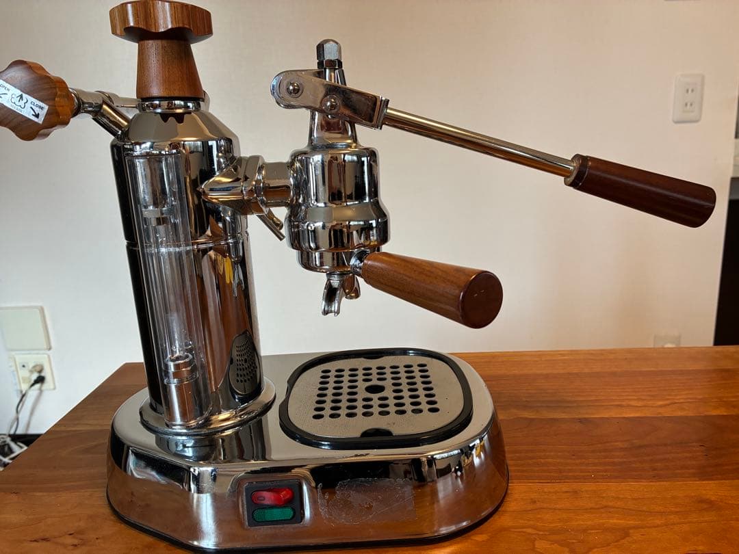 コーヒーメーカー・エスプレッソマシン la Pavoni EUROPICCOlA La Pavoni Europiccola Lusso 濃縮コーヒーマシン【香港オリジナル
