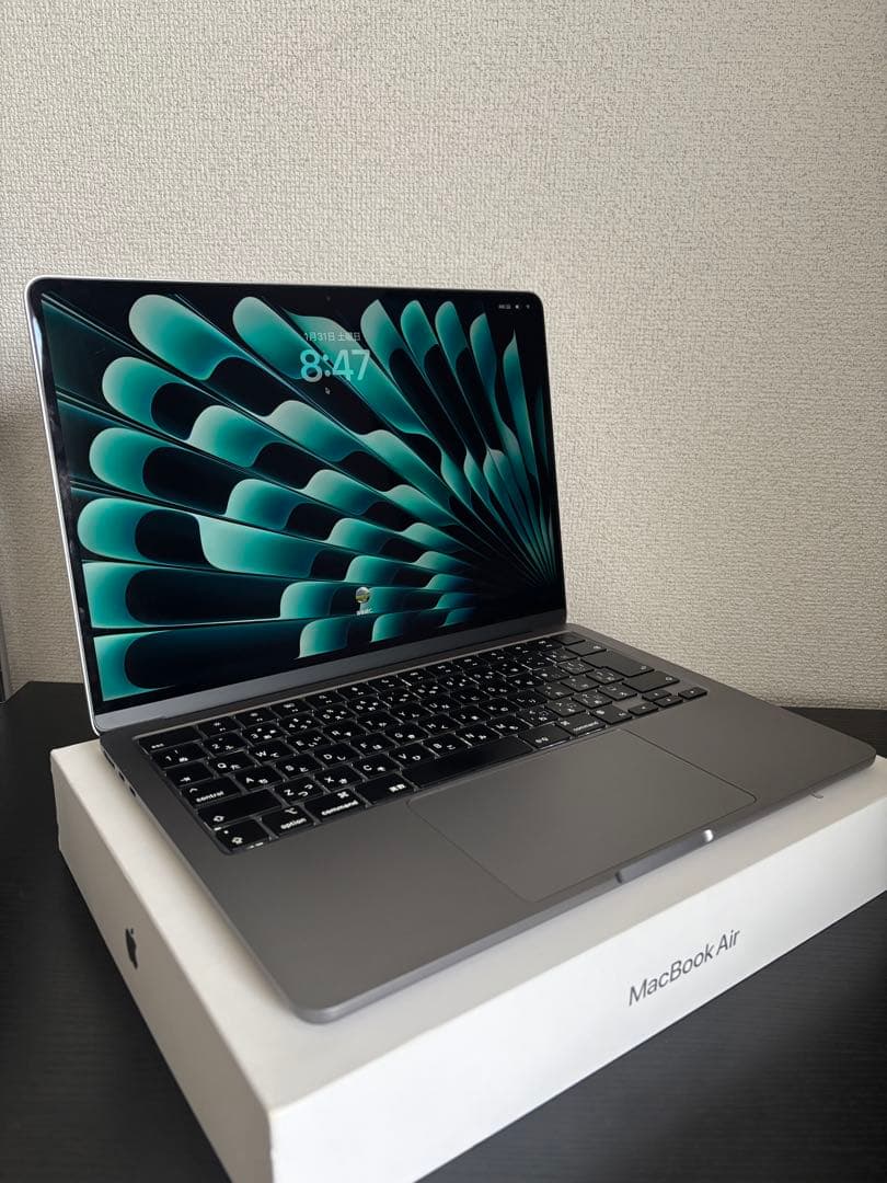 MacBook Air M3本体(16GB、512GB、2024)