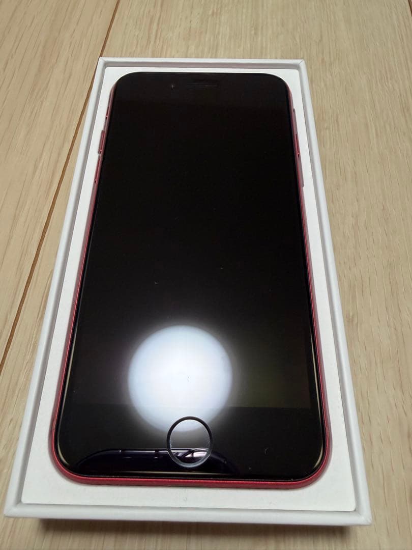 iPhone SE (第3世代) PRODUCT(RED) 本体
