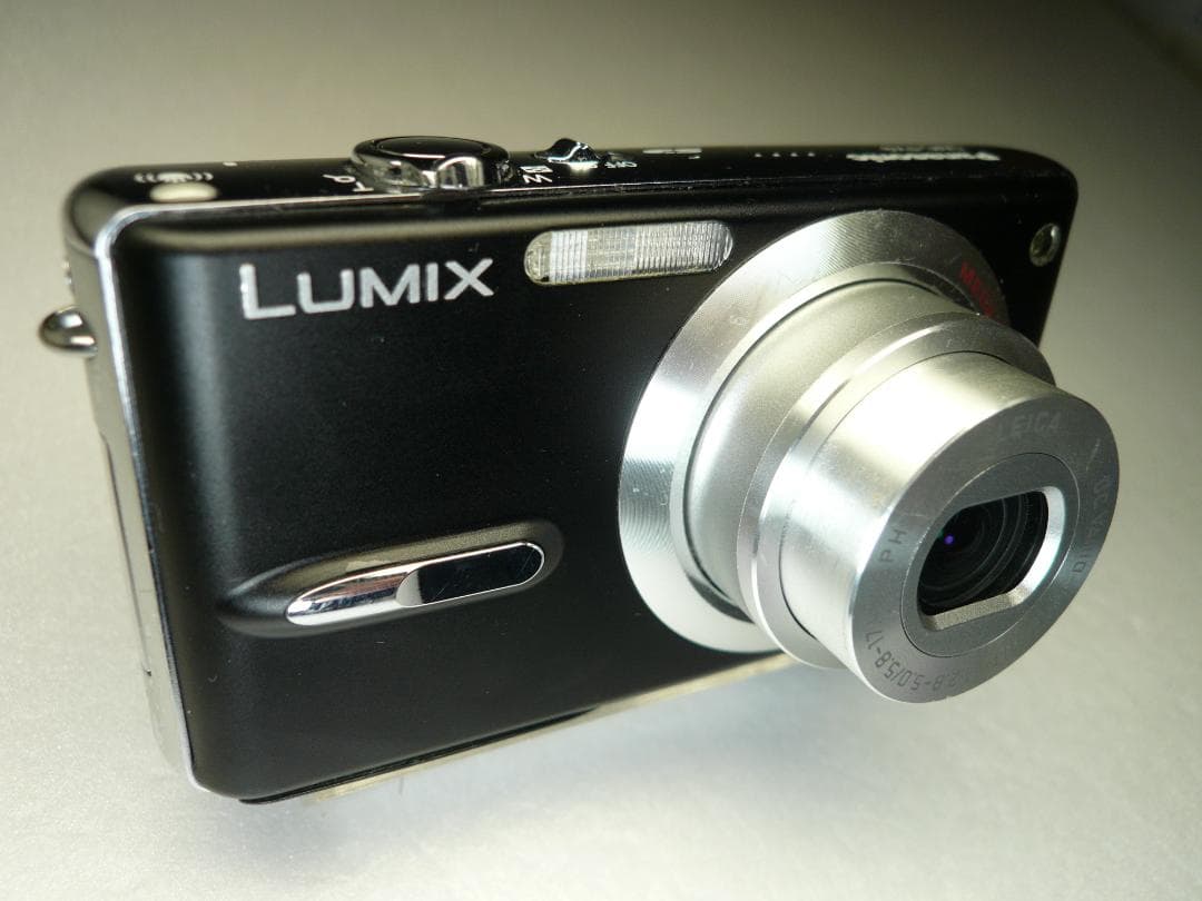 LUMIX☆DMC-FX9⚠️一カ所傷有り⭕️安心の実働品☆ブラック - メルカリ