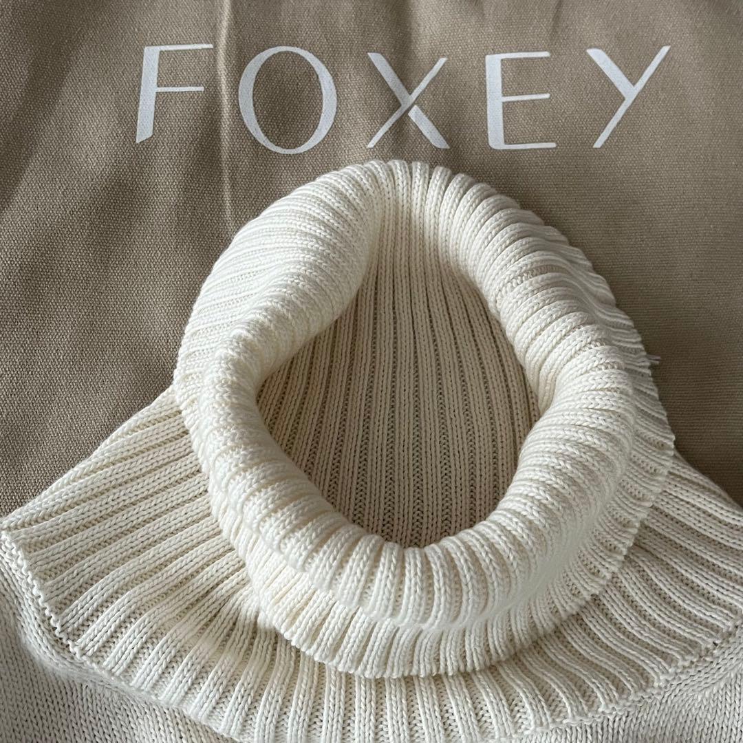 美品 FOXEY NEW YORK タートルネック ニット シルク混 38 - メルカリ