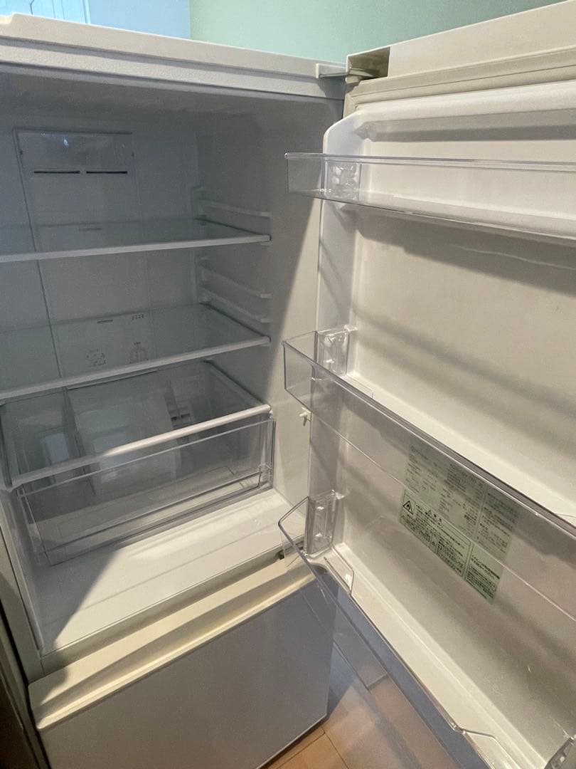 【送料込み　美品】冷蔵庫　AQR-18H 184L