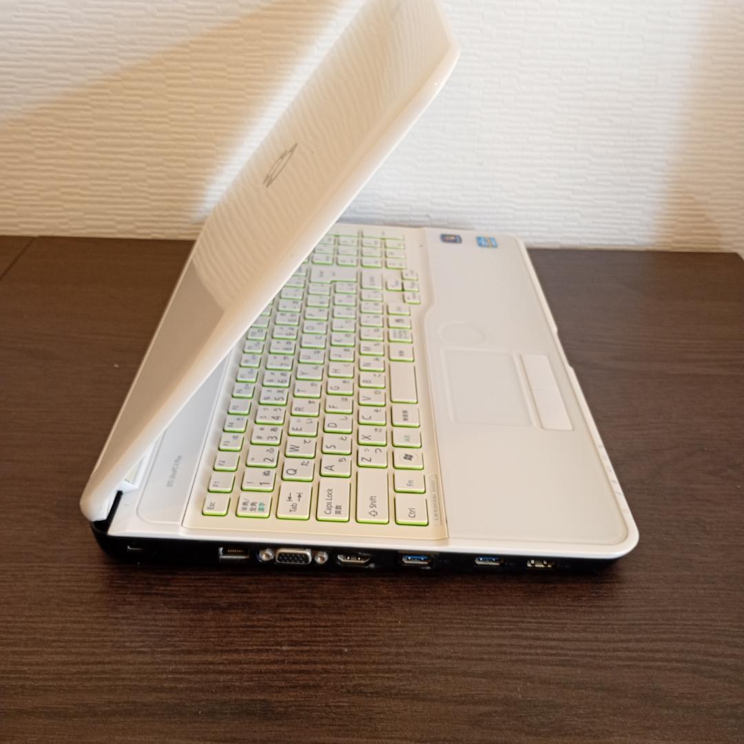 富士通 Lifebook AH54E AH30K Windows11 無線マウス