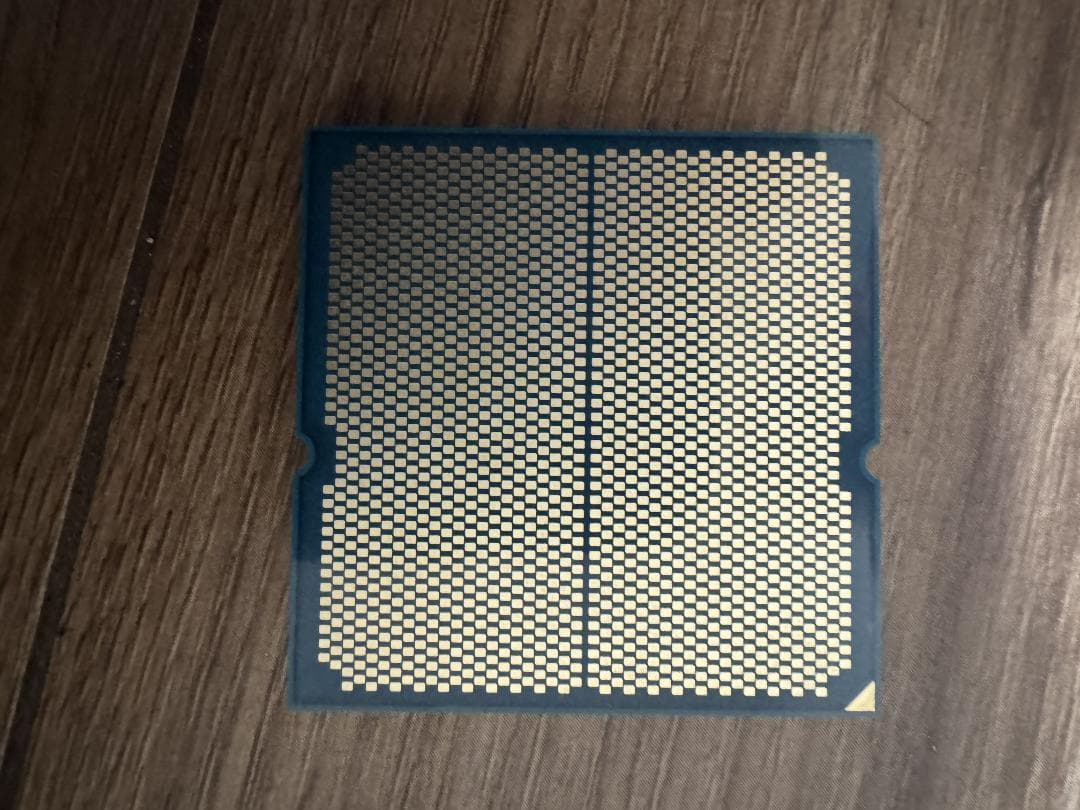 【美品】AMD Ryzen 5 8500G CPU