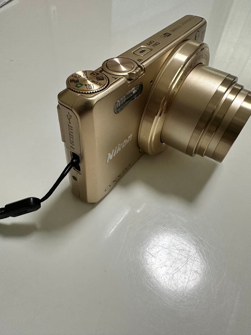 Nikon ニコン　コンパクトデジタルカメ　COOLPIX S7000 美品