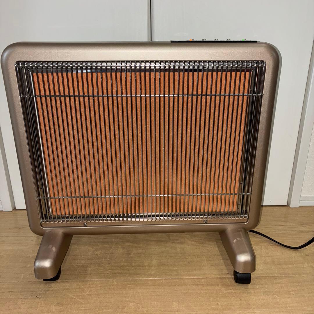 日本遠赤外線株式会社　サンルミエ・エクセラ7 ヒーター　n700l-gr