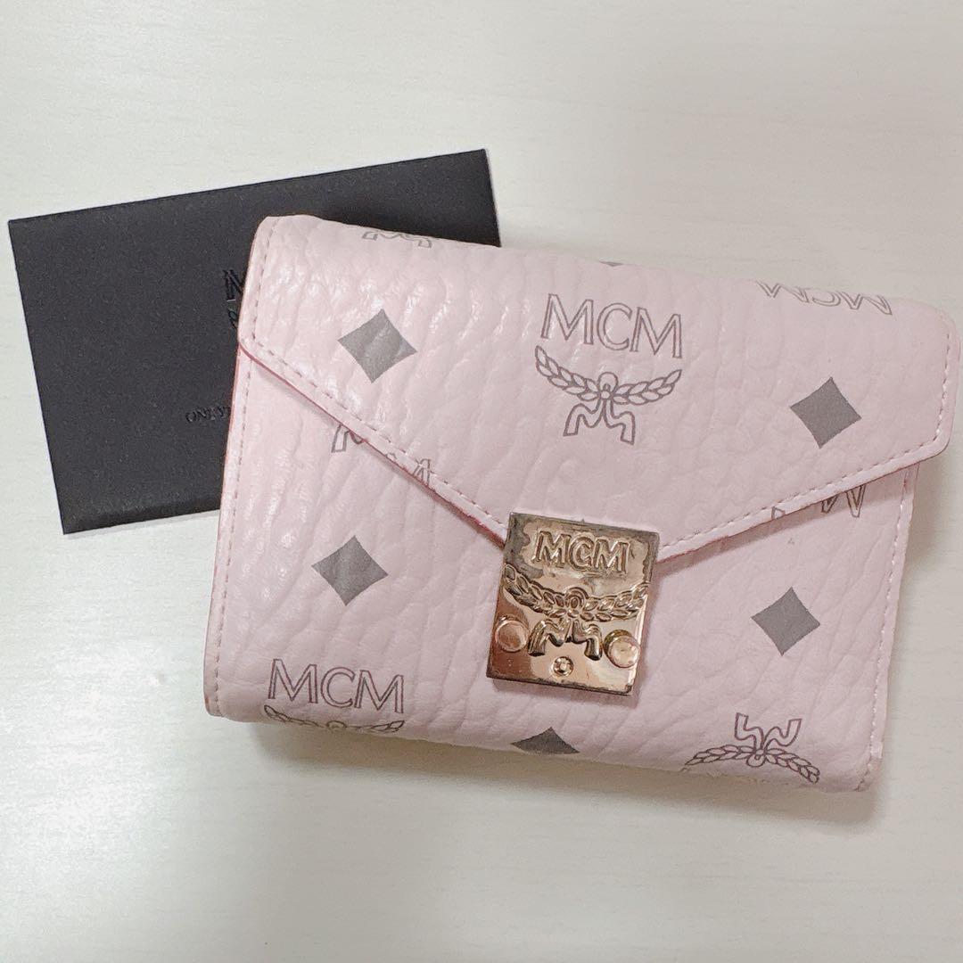 MCM ピンク 三つ折り 財布 Small Tracy 三つ折りウォレット - ヴィセトス ピンク | MCM ®JP