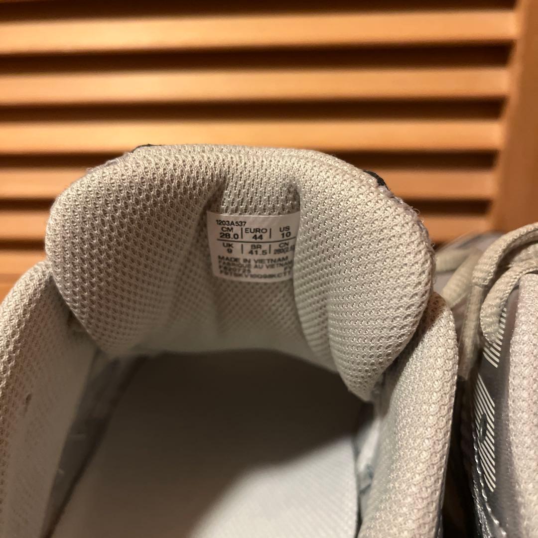 アシックス　GEL-KAYANO 14 28.0cm