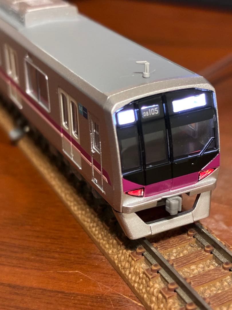 東京メトロ半蔵門線08系10両 マイクロエース ライト点灯動力動作確認済